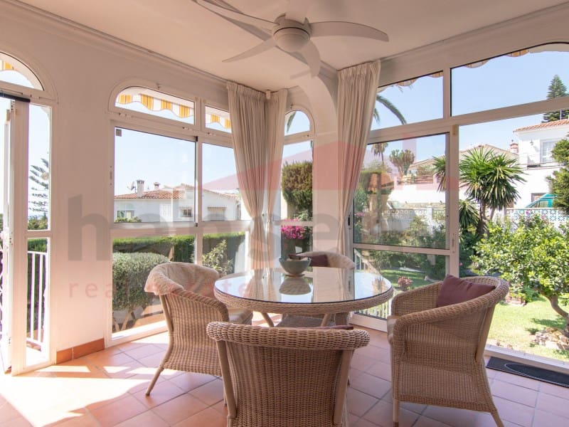3 sovrum Villa till salu i Caleta de Velez - 599 000 € (Ref: 10089397)