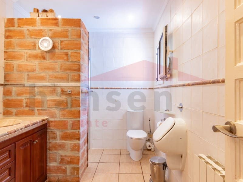 3 sovrum Villa till salu i Caleta de Velez - 599 000 € (Ref: 10089397)
