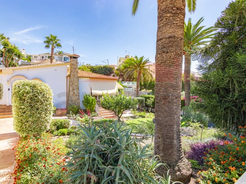 3 sovrum Villa till salu i Caleta de Velez - 599 000 € (Ref: 10089397)