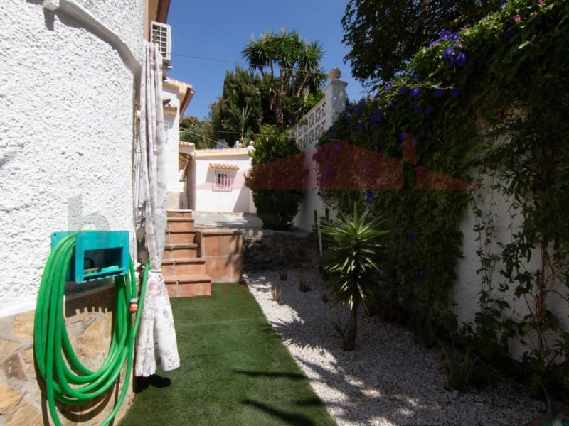 3 sovrum Villa till salu i Caleta de Velez - 599 000 € (Ref: 10089397)