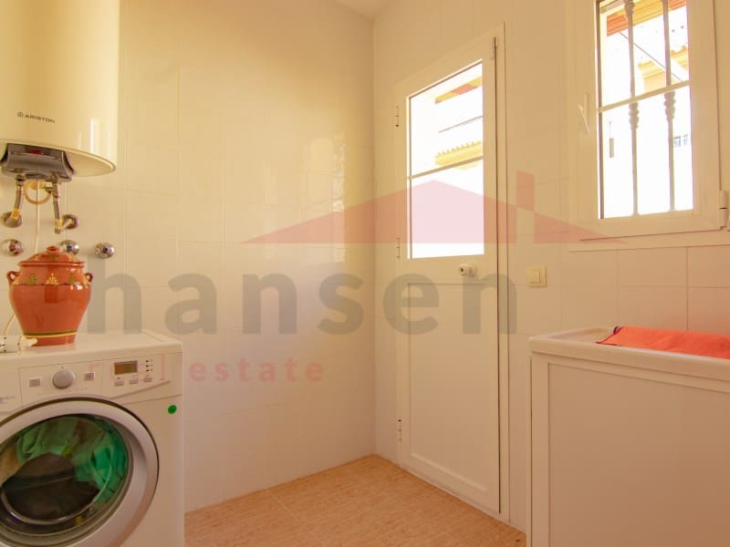 4 quarto Casa em Banda para arrendar em Almayate com piscina garagem - 1 500 € (Ref: 5062125)