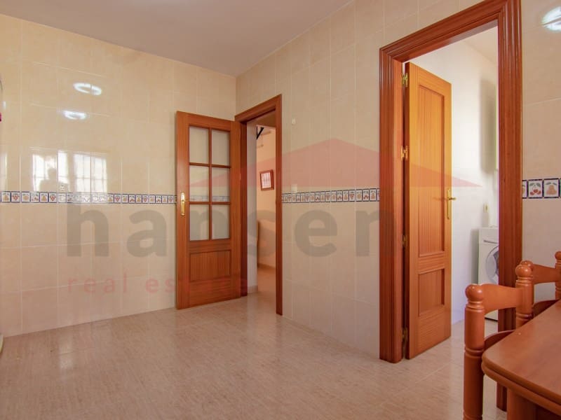 4 quarto Casa em Banda para arrendar em Almayate com piscina garagem - 1 500 € (Ref: 5062125)