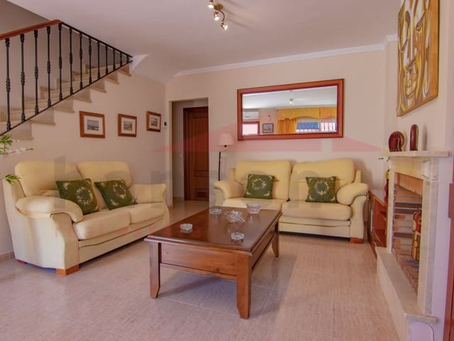 4 quarto Casa em Banda para arrendar em Almayate, Vélez-Málaga com piscina garagem - 1 500 € (Ref: 5062125)