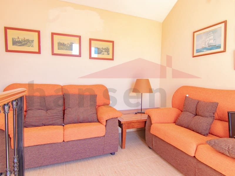 4 quarto Casa em Banda para arrendar em Almayate com piscina garagem - 1 500 € (Ref: 5062125)