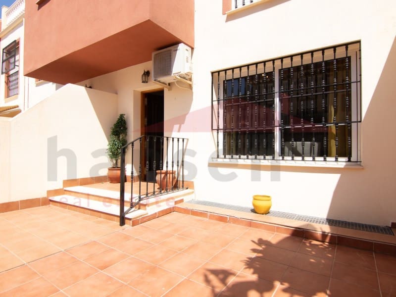 4 quarto Casa em Banda para arrendar em Almayate com piscina garagem - 1 500 € (Ref: 5062125)