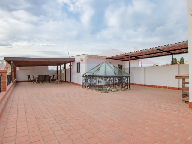 7 sypialnia Dom na sprzedaż w Vélez-Málaga - 380 000 € (Ref: 7218843)