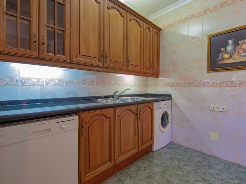 7 bedroom Townhouse for sale in Velez-Malaga - € 380,000 (Ref: 7218843)