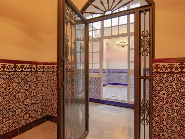 7 sypialnia Dom na sprzedaż w Vélez-Málaga - 380 000 € (Ref: 7218843)