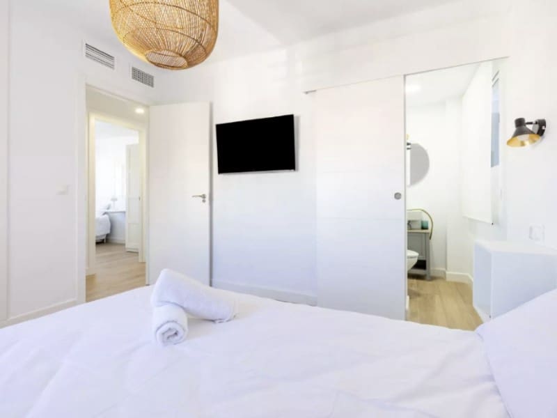 3 quarto Apartamento para arrendar em Torre del Mar - 1 000 € (Ref: 7767126)