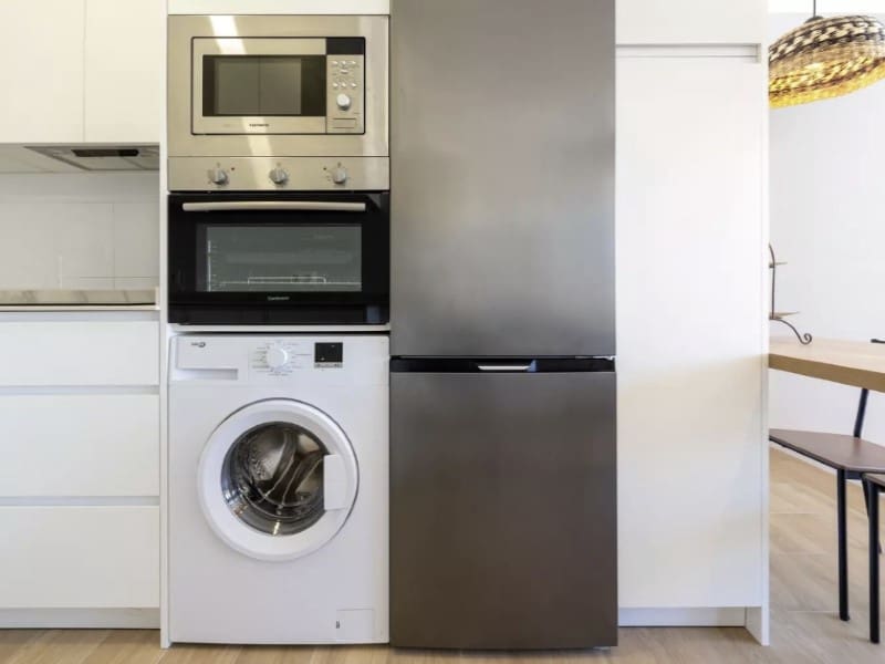 3 quarto Apartamento para arrendar em Torre del Mar - 1 000 € (Ref: 7767126)