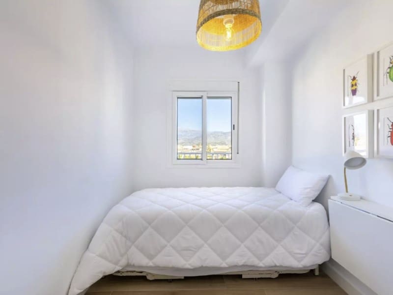 3 quarto Apartamento para arrendar em Torre del Mar - 1 000 € (Ref: 7767126)