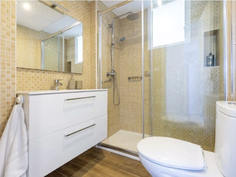 3 quarto Apartamento para arrendar em Torre del Mar - 1 000 € (Ref: 7767126)