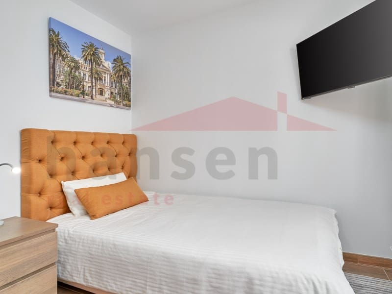 7 chambre Villa/Maison à vendre à Caleta de Velez avec piscine garage - 1 200 000 € (Ref: 7999454)