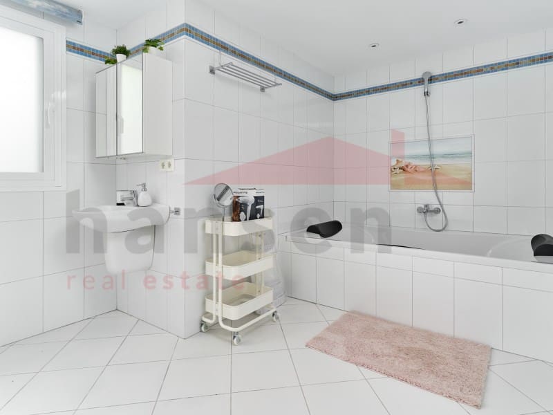 7 chambre Villa/Maison à vendre à Caleta de Velez avec piscine garage - 1 200 000 € (Ref: 7999454)