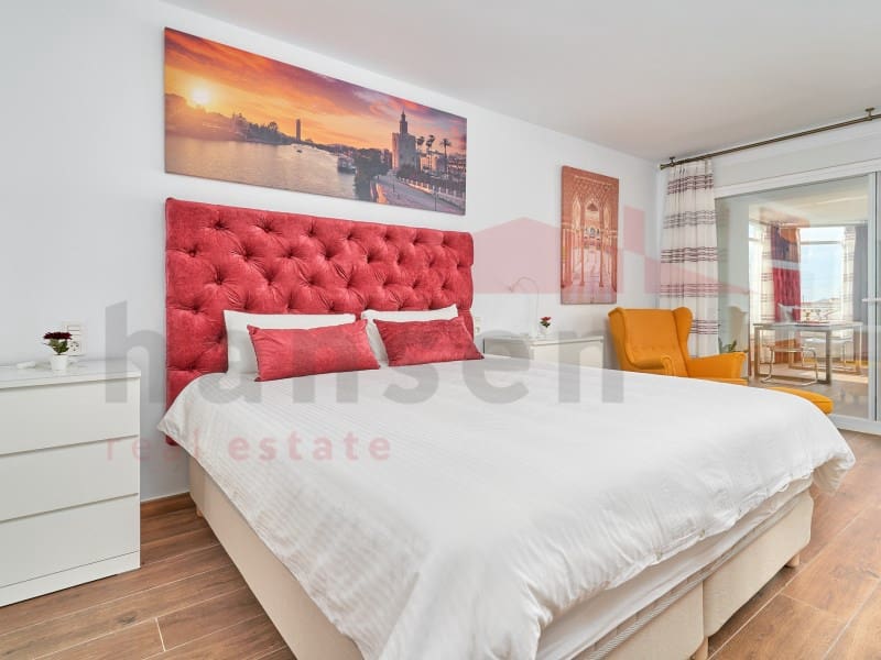 7 chambre Villa/Maison à vendre à Caleta de Velez avec piscine garage - 1 200 000 € (Ref: 7999454)