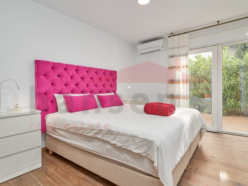 7 chambre Villa/Maison à vendre à Caleta de Velez avec piscine garage - 1 200 000 € (Ref: 7999454)