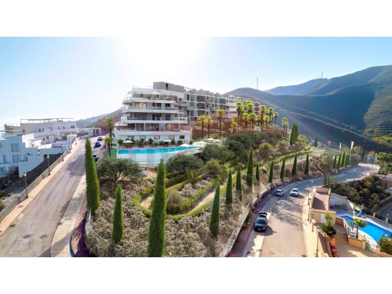 2 soveværelse Lejlighed til salg i El Penoncillo med swimmingpool garage - € 589.900 (Ref: 8203011)