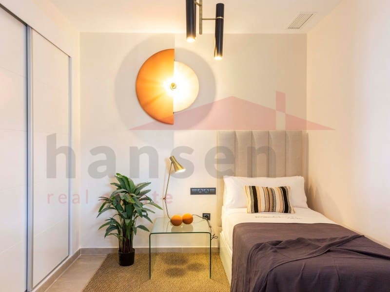 2 soveværelse Lejlighed til salg i El Penoncillo med swimmingpool garage - € 589.900 (Ref: 8203011)