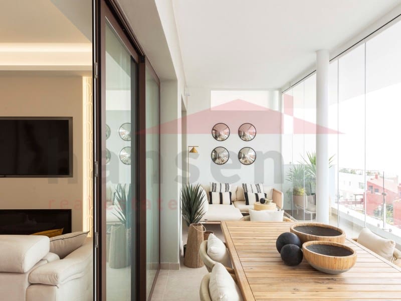 2 soveværelse Lejlighed til salg i El Penoncillo med swimmingpool garage - € 589.900 (Ref: 8203011)