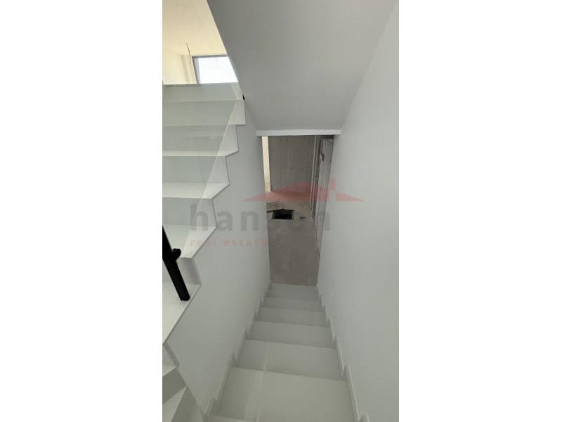 3 soveværelse Semi-Rækkehus til salg i Torre del Mar med garage - € 579.900 (Ref: 8656541)