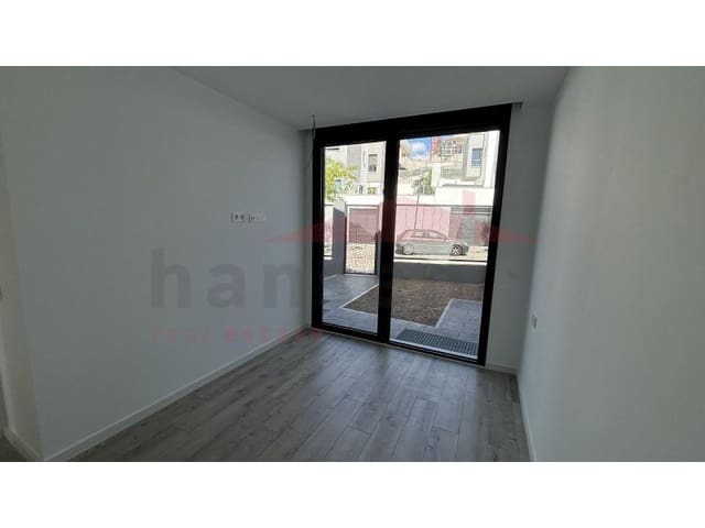 3 slaapkamer Halfvrijstaande villa te koop in Torre del Mar, Vélez-Málaga met zwembad garage - € 579.900 (Ref: 8656542)