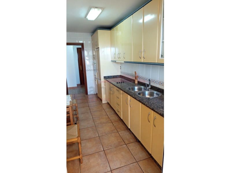 3 sypialnia Mieszkanie do wynajęcia w Algarrobo Costa z basenem garażem - 1 100 € (Ref: 8863106)