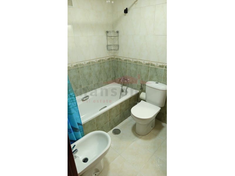 3 sypialnia Mieszkanie do wynajęcia w Algarrobo Costa z basenem garażem - 1 100 € (Ref: 8863106)