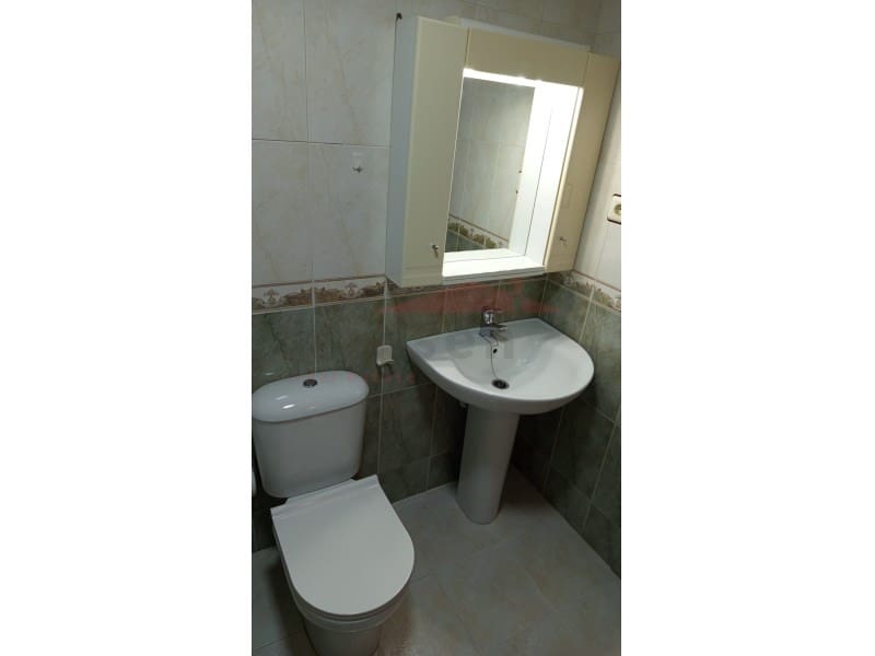 3 sypialnia Mieszkanie do wynajęcia w Algarrobo Costa z basenem garażem - 1 100 € (Ref: 8863106)