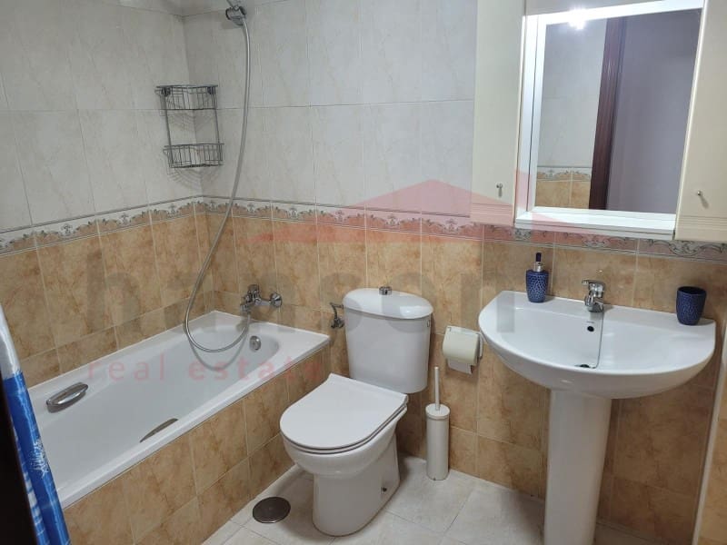 3 sypialnia Mieszkanie do wynajęcia w Algarrobo Costa z basenem garażem - 1 100 € (Ref: 8863106)