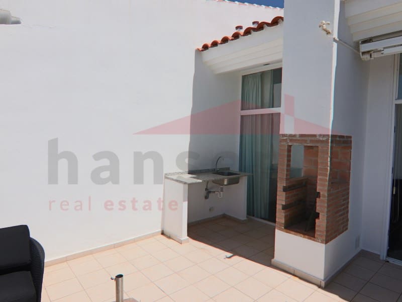 4 soveværelse Semi-Rækkehus til leje i Algarrobo med swimmingpool garage - € 2.000 (Ref: 8869825)