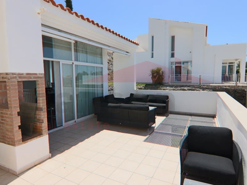 4 soveværelse Semi-Rækkehus til leje i Algarrobo med swimmingpool garage - € 2.000 (Ref: 8869825)