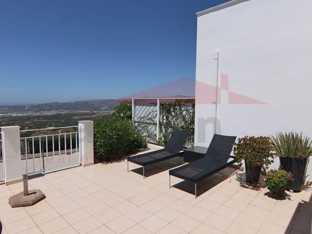 4 soverom Kjedet enebolig til leie i Algarrobo med svømmebasseng - € 2 000 (Ref: 8869825)