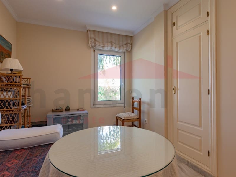 3 soveværelse Villa til salg i Almayate med swimmingpool garage - € 660.000 (Ref: 9026647)