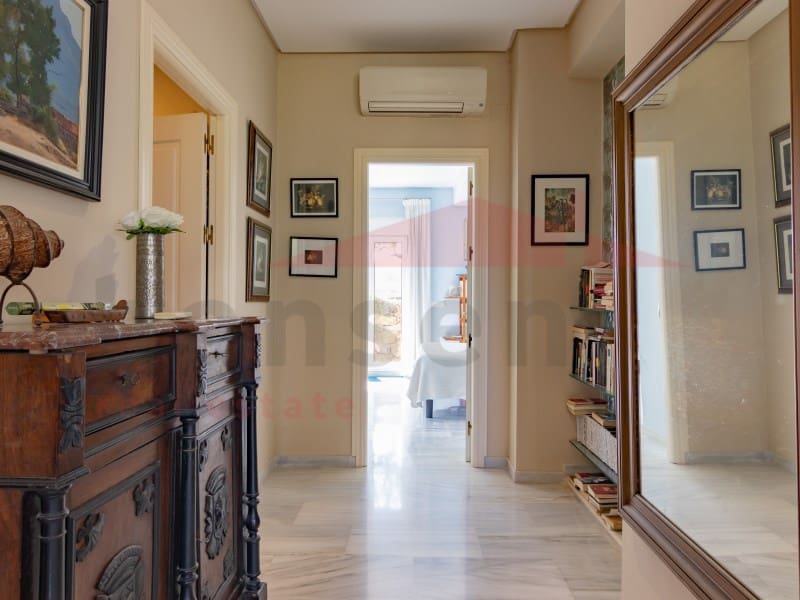 3 soveværelse Villa til salg i Almayate med swimmingpool garage - € 660.000 (Ref: 9026647)