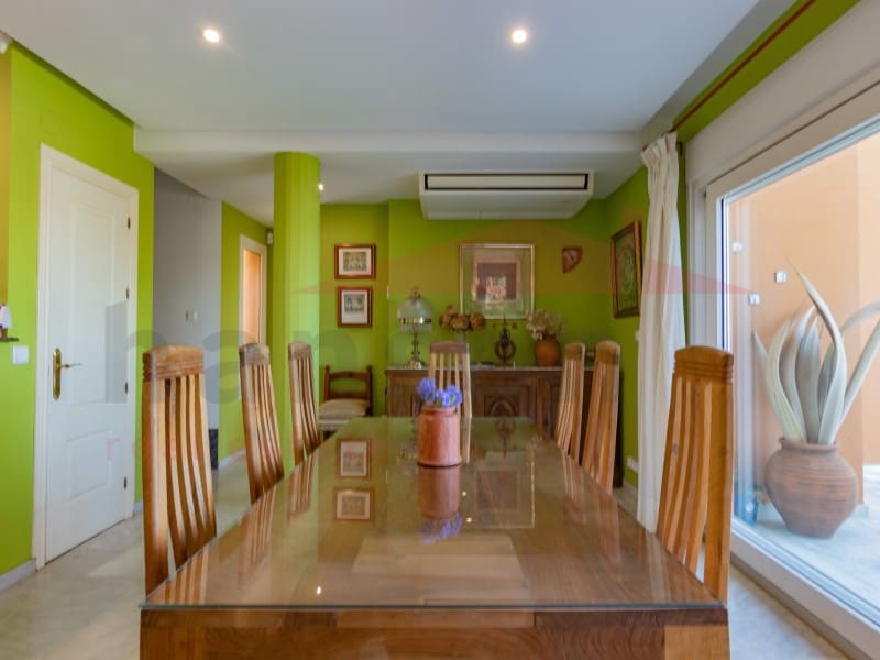 3 soveværelse Villa til salg i Almayate med swimmingpool garage - € 660.000 (Ref: 9026647)