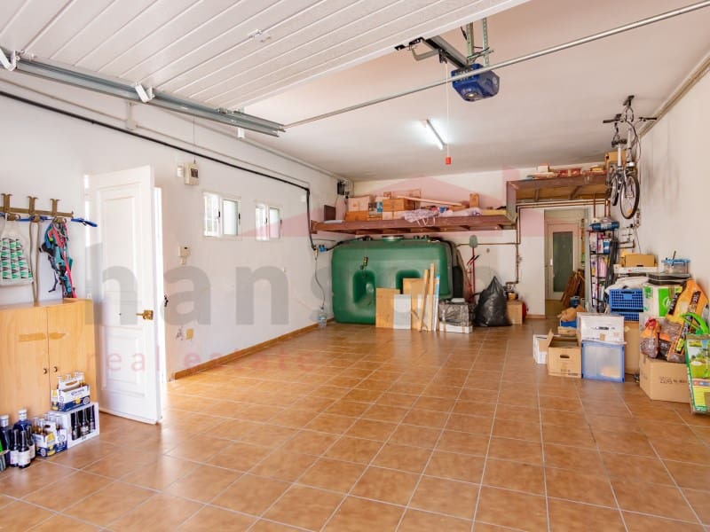 3 soveværelse Villa til salg i Almayate med swimmingpool garage - € 660.000 (Ref: 9026647)