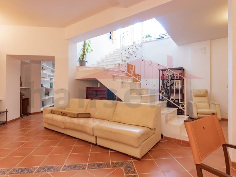 6 soveværelse Villa til salg i Torre del Mar med swimmingpool garage - € 975.000 (Ref: 9034828)