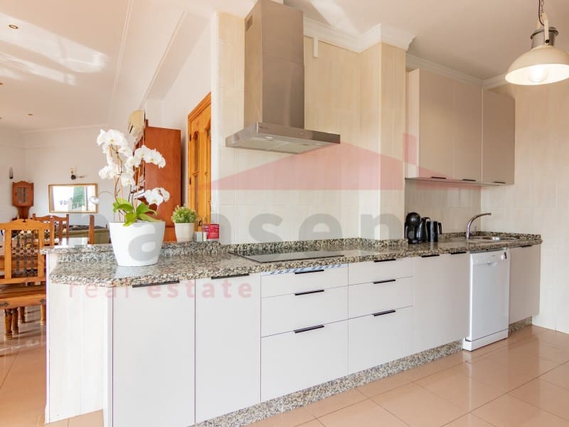 6 soveværelse Villa til salg i Torre del Mar med swimmingpool garage - € 975.000 (Ref: 9034828)