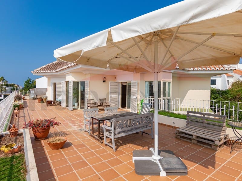 6 soveværelse Villa til salg i Torre del Mar med swimmingpool garage - € 975.000 (Ref: 9034828)