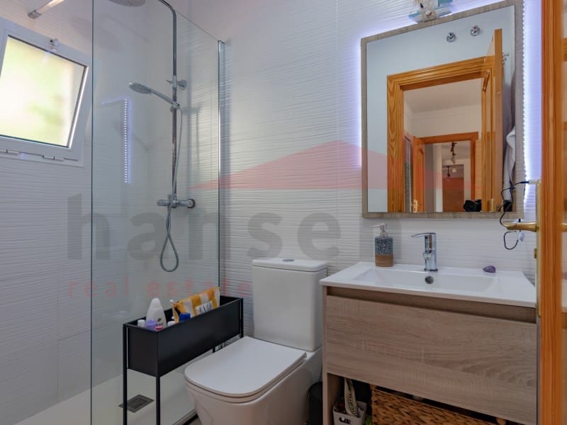 6 soveværelse Villa til salg i Torre del Mar med swimmingpool garage - € 975.000 (Ref: 9034828)