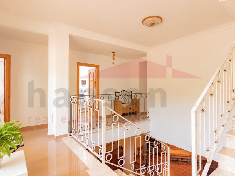 6 soveværelse Villa til salg i Torre del Mar med swimmingpool garage - € 975.000 (Ref: 9034828)