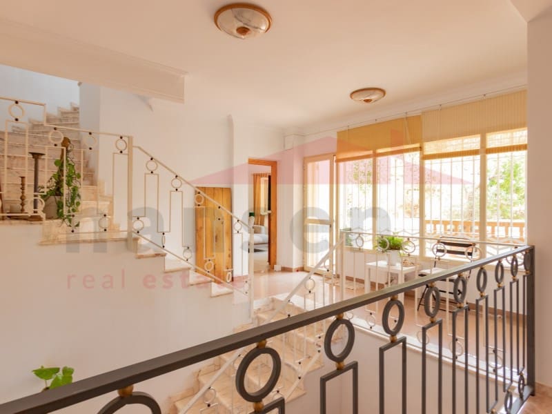 6 soveværelse Villa til salg i Torre del Mar med swimmingpool garage - € 975.000 (Ref: 9034828)