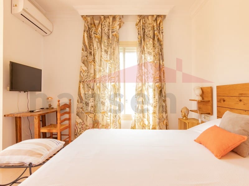 6 soveværelse Villa til salg i Torre del Mar med swimmingpool garage - € 975.000 (Ref: 9034828)