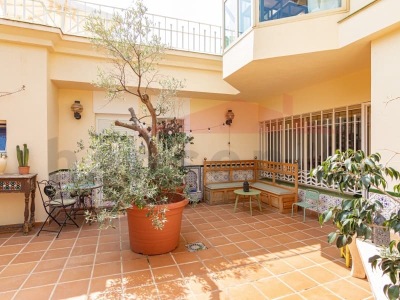 6 soveværelse Villa til salg i Torre del Mar med swimmingpool garage - € 975.000 (Ref: 9034828)