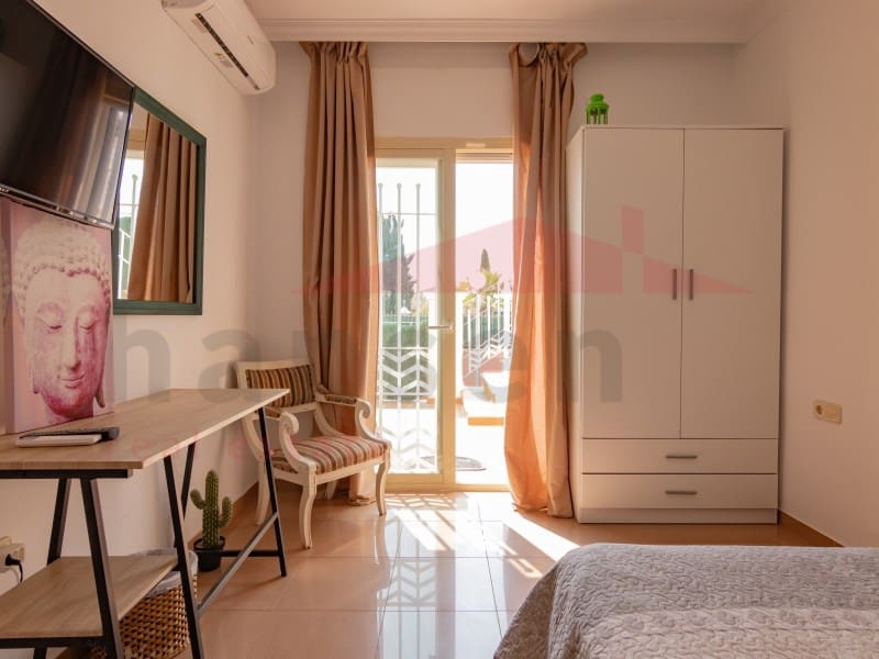 6 soveværelse Villa til salg i Torre del Mar med swimmingpool garage - € 975.000 (Ref: 9034828)