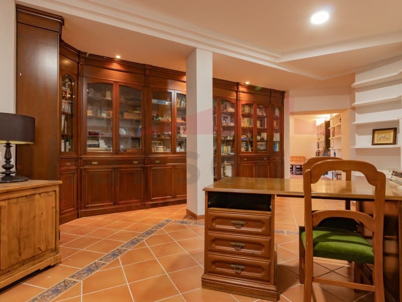 6 soveværelse Villa til salg i Torre del Mar med swimmingpool garage - € 975.000 (Ref: 9034828)