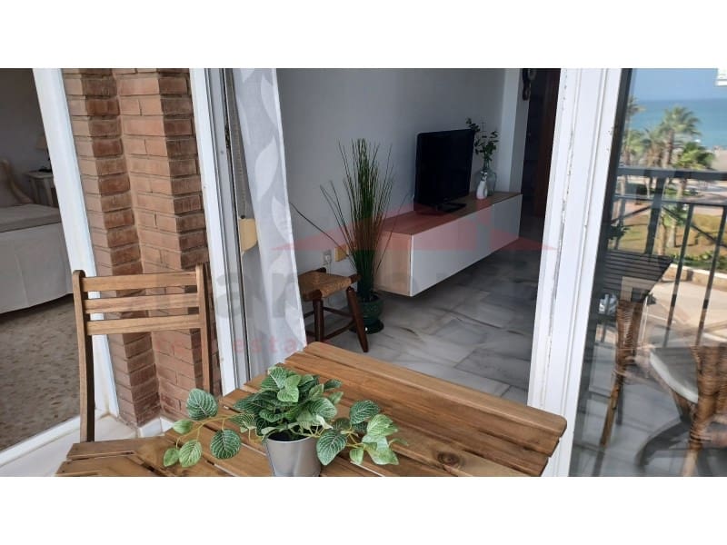 2 slaapkamer Flat te huur in Torre del Mar - € 1.100 (Ref: 9062619)