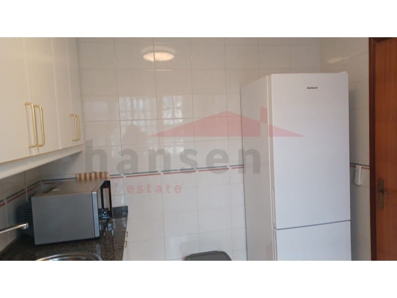 2 slaapkamer Flat te huur in Torre del Mar - € 1.100 (Ref: 9062619)