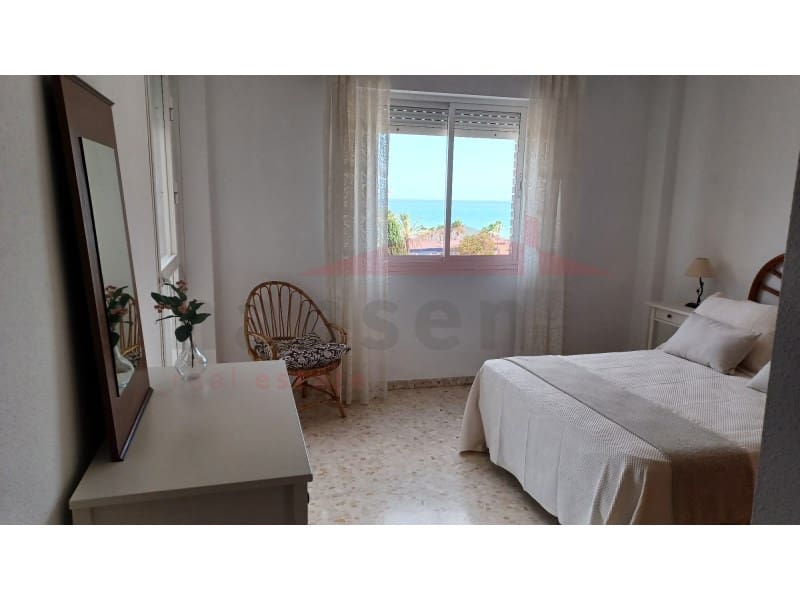 2 slaapkamer Flat te huur in Torre del Mar - € 1.100 (Ref: 9062619)