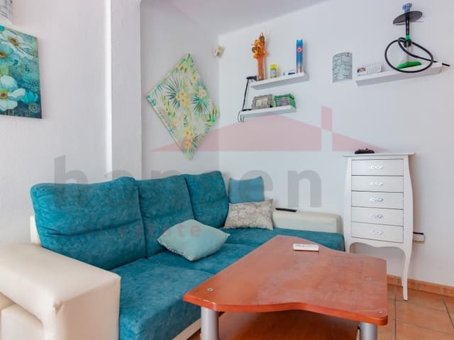 2 soveværelse Lejlighed til salg i Torre del Mar, Vélez-Málaga - € 189.000 (Ref: 9085666)